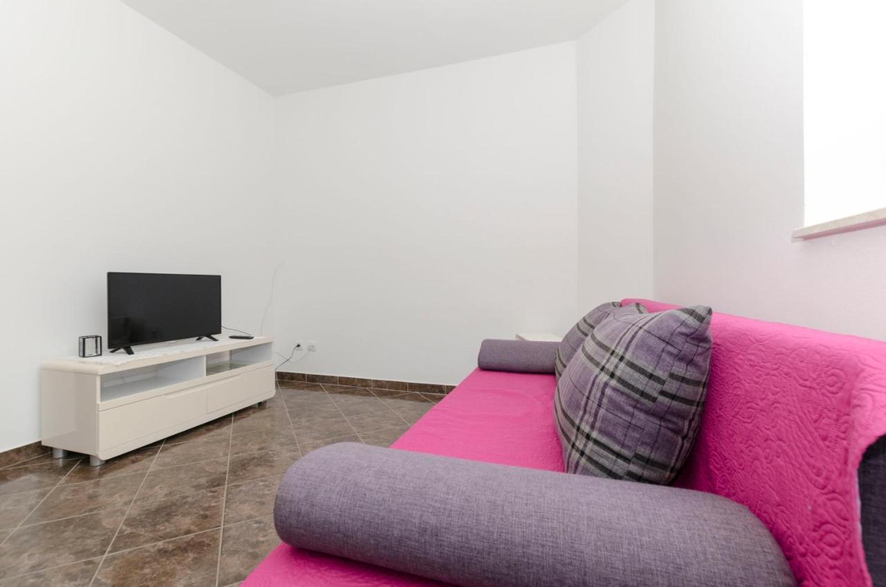 Apartment Beba *